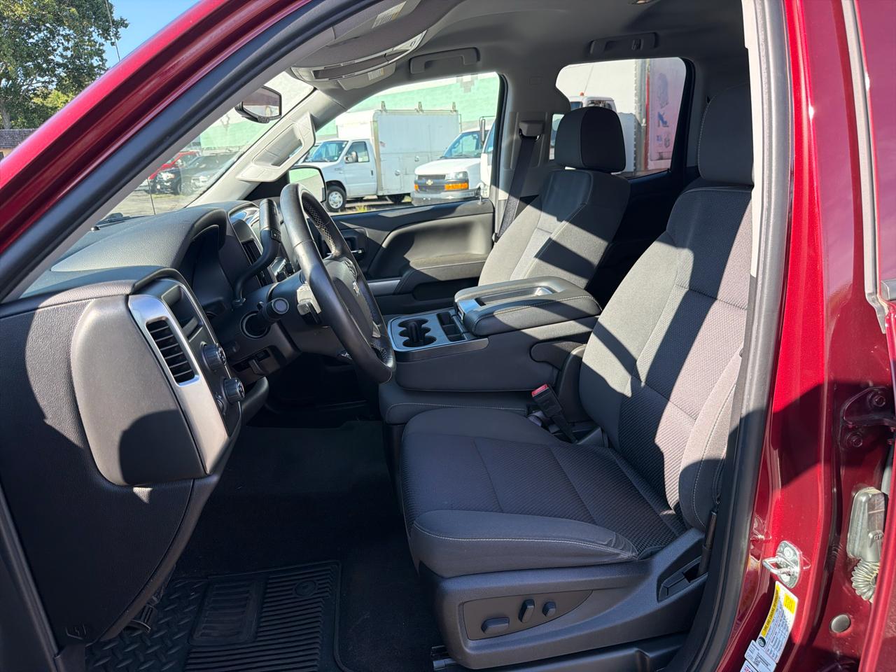 Chevrolet Silverado 1500 1LT Double Cab 4WD 2017