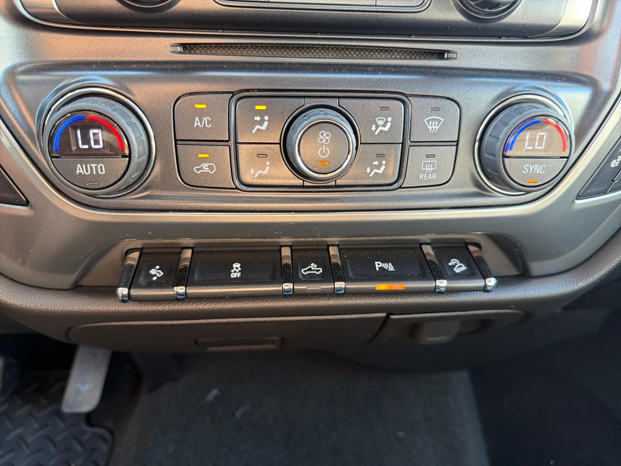Chevrolet Silverado 1500 1LT Double Cab 4WD 2017
