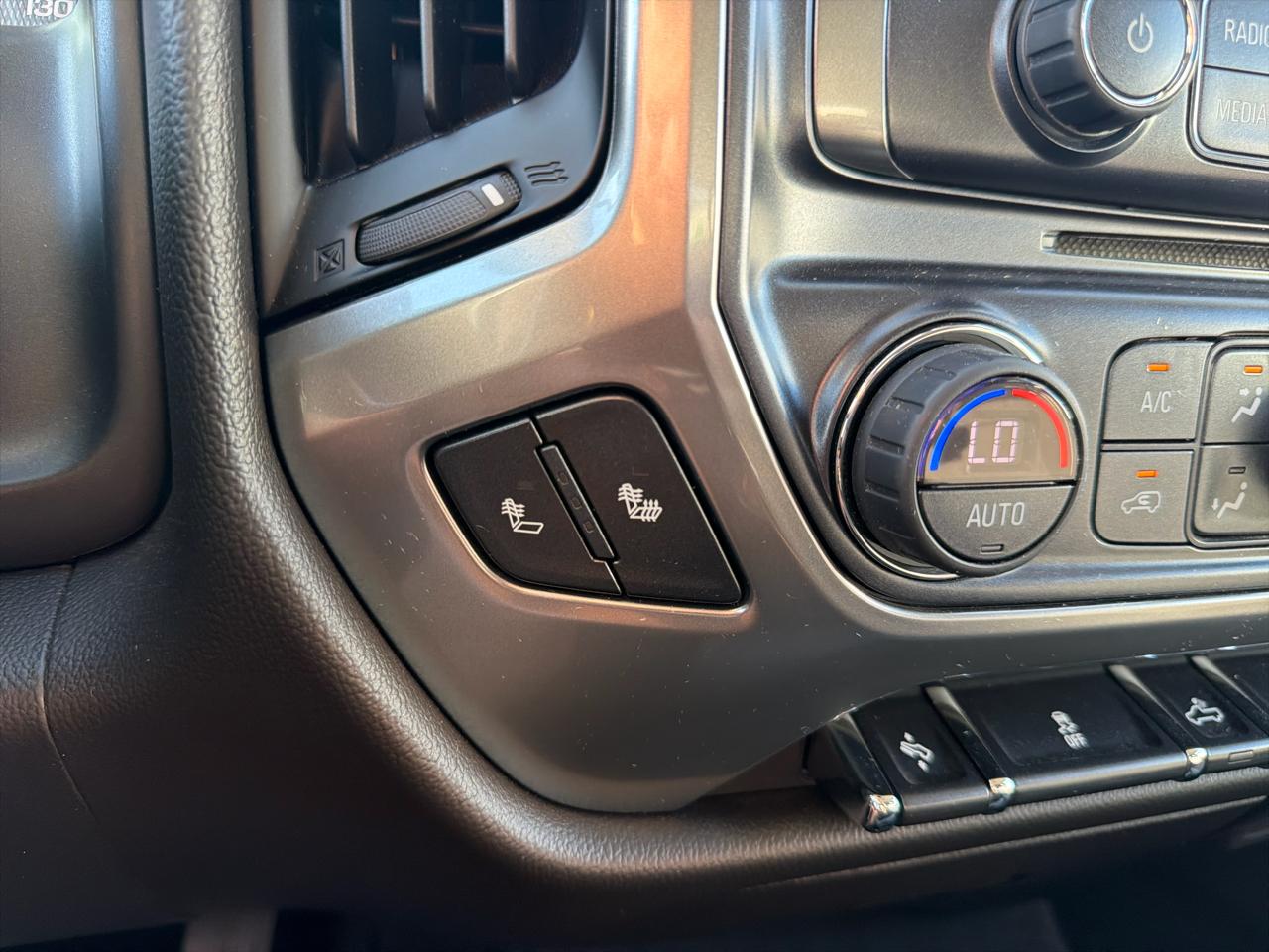 Chevrolet Silverado 1500 1LT Double Cab 4WD 2017