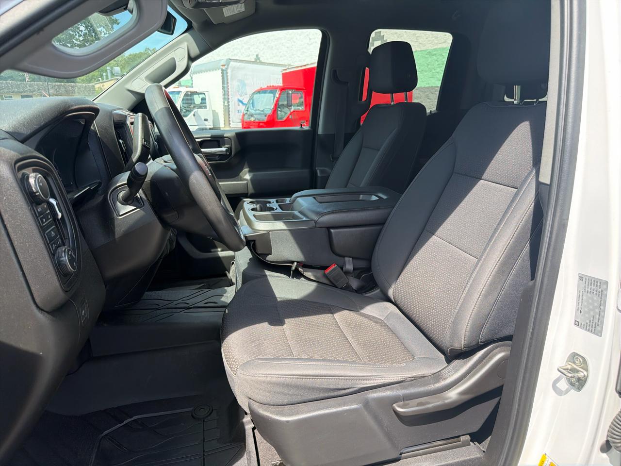 Chevrolet Silverado 1500 Custom Trail Boss Double Cab 4WD 2019
