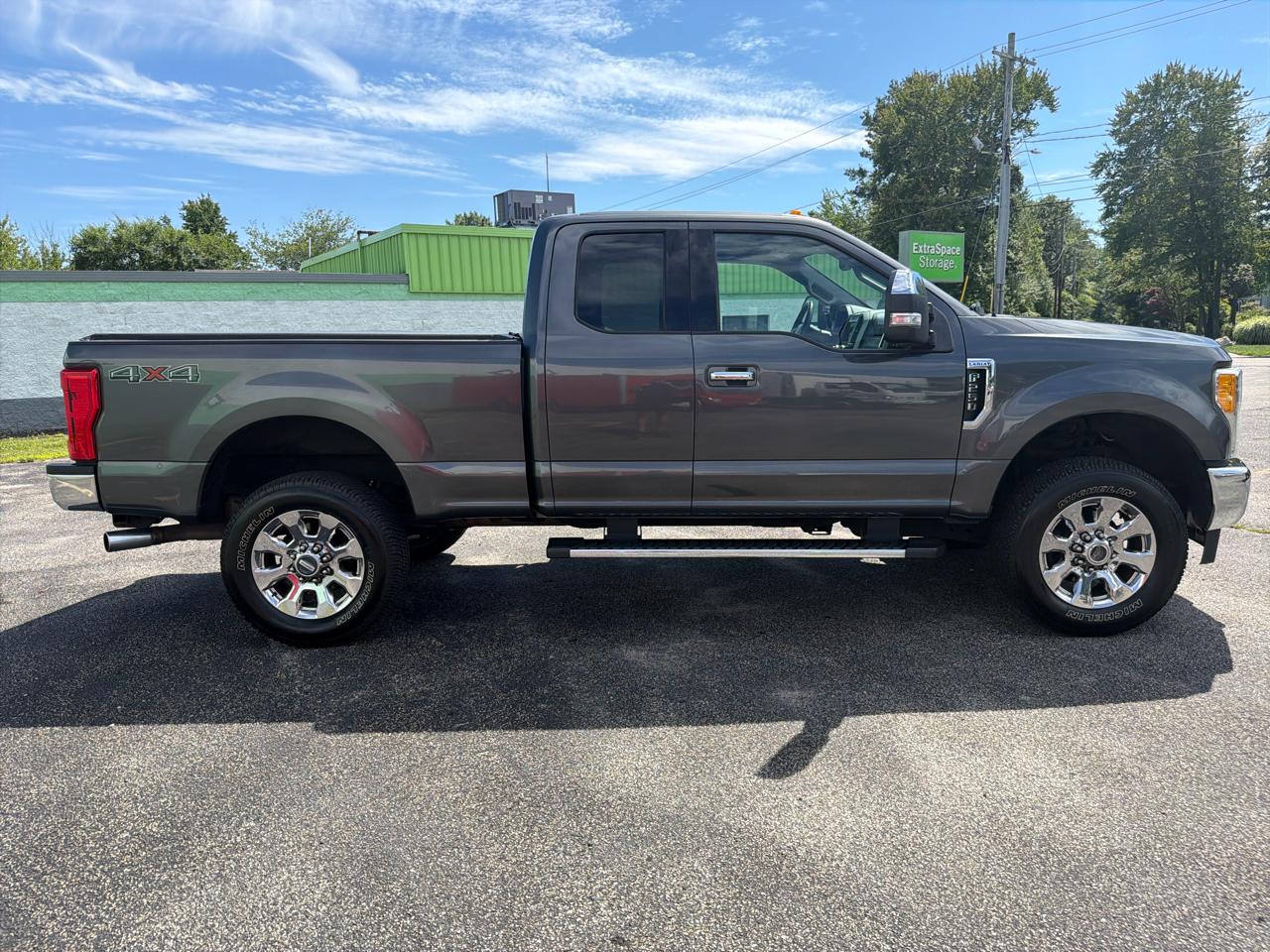 Ford F-250 SD Lariat SuperCab 4WD 2017