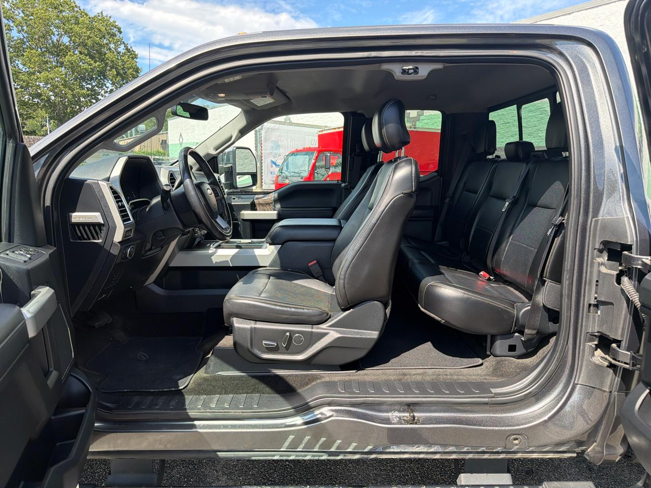 Ford F-250 SD Lariat SuperCab 4WD 2017