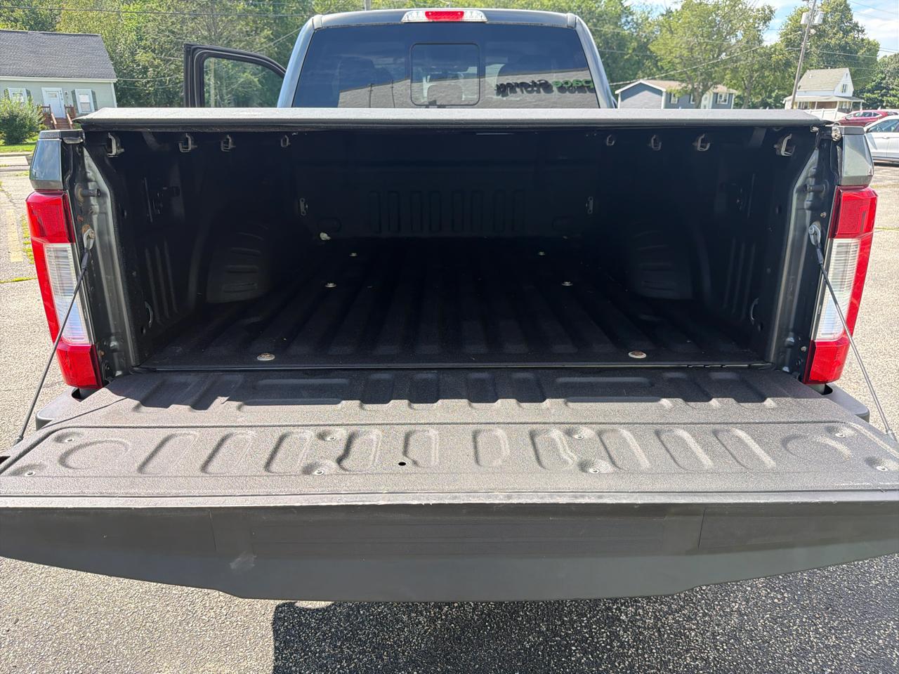 Ford F-250 SD Lariat SuperCab 4WD 2017