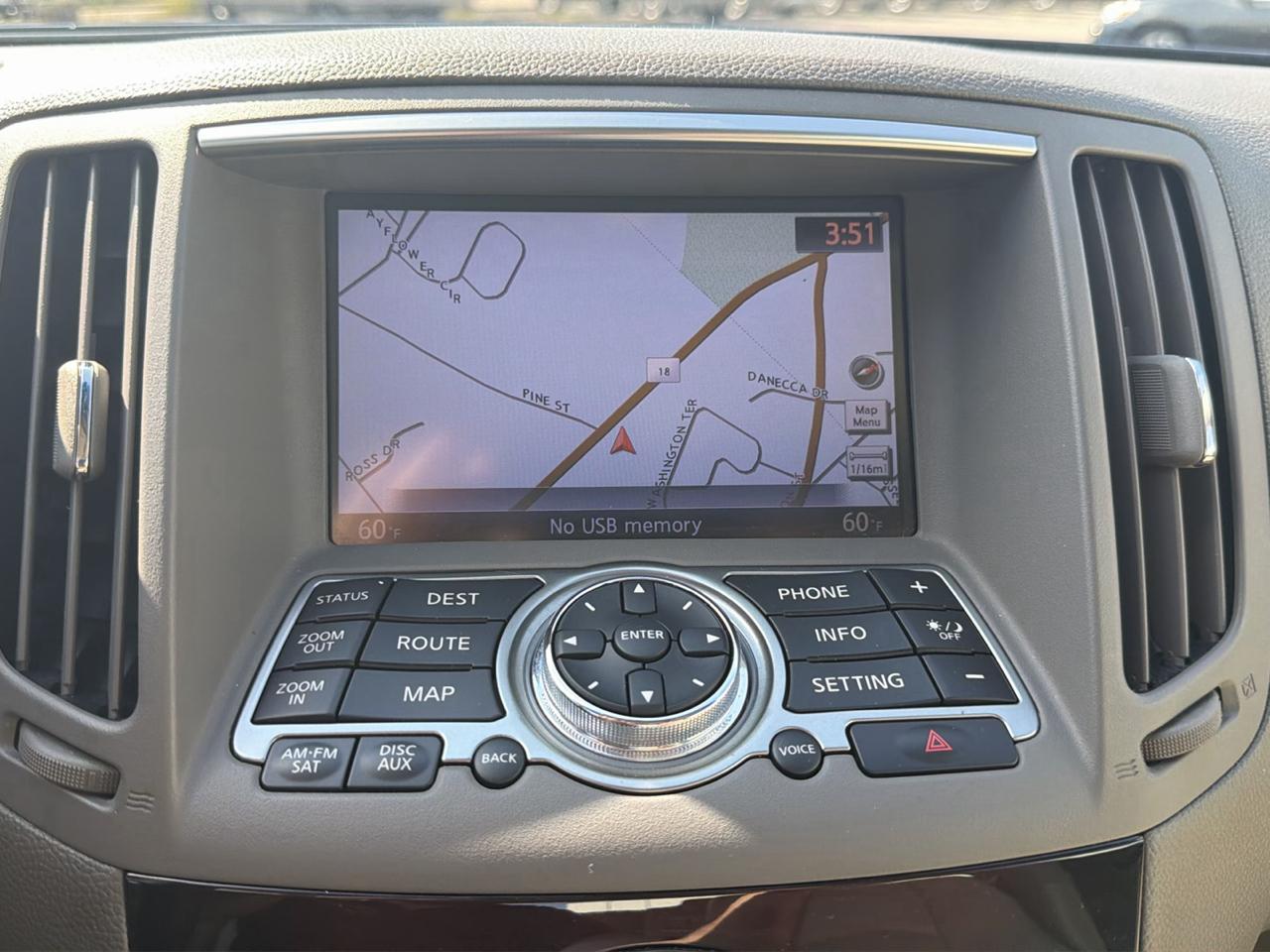 Infiniti G Sedan G37x AWD 2011