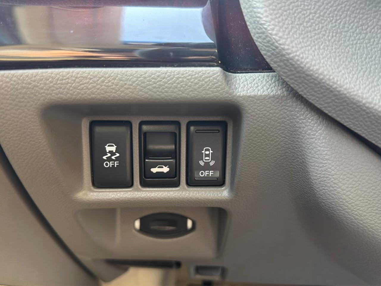 Infiniti G Sedan G37x AWD 2011