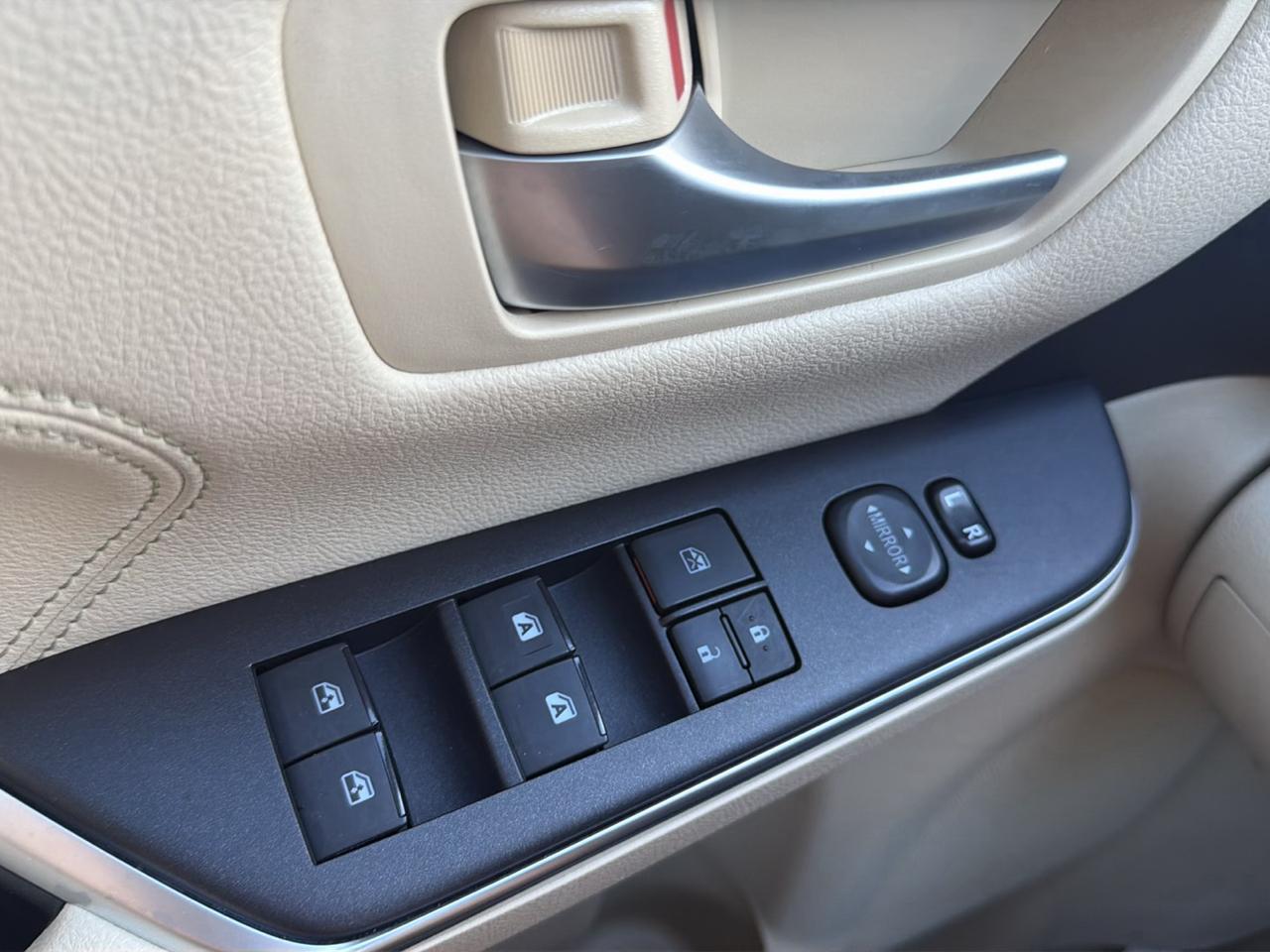 Toyota Camry XLE 2016