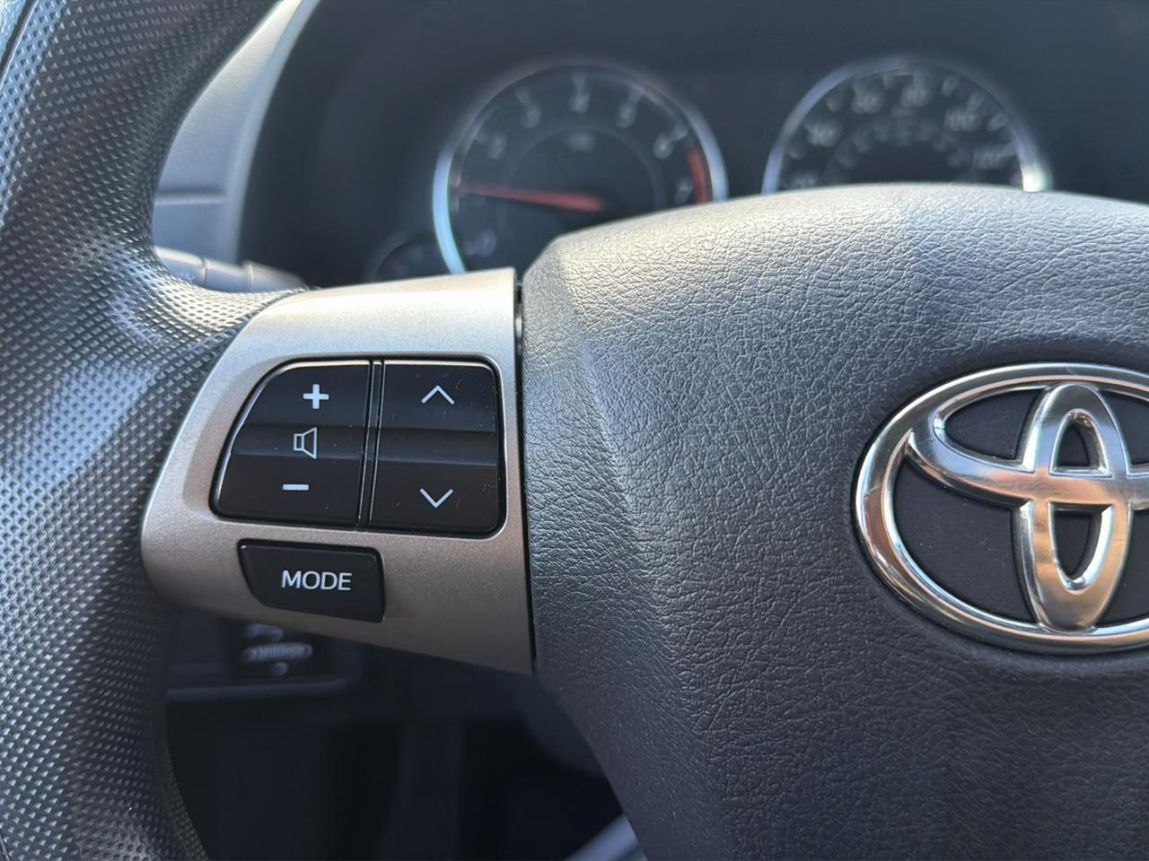 Toyota Corolla S 2012