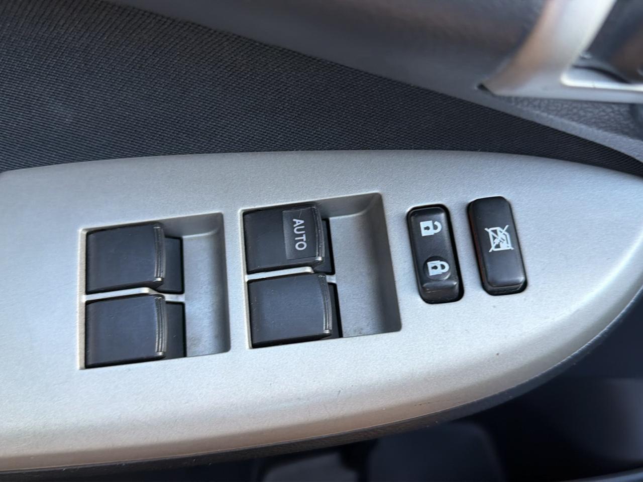 Toyota Corolla S 2012