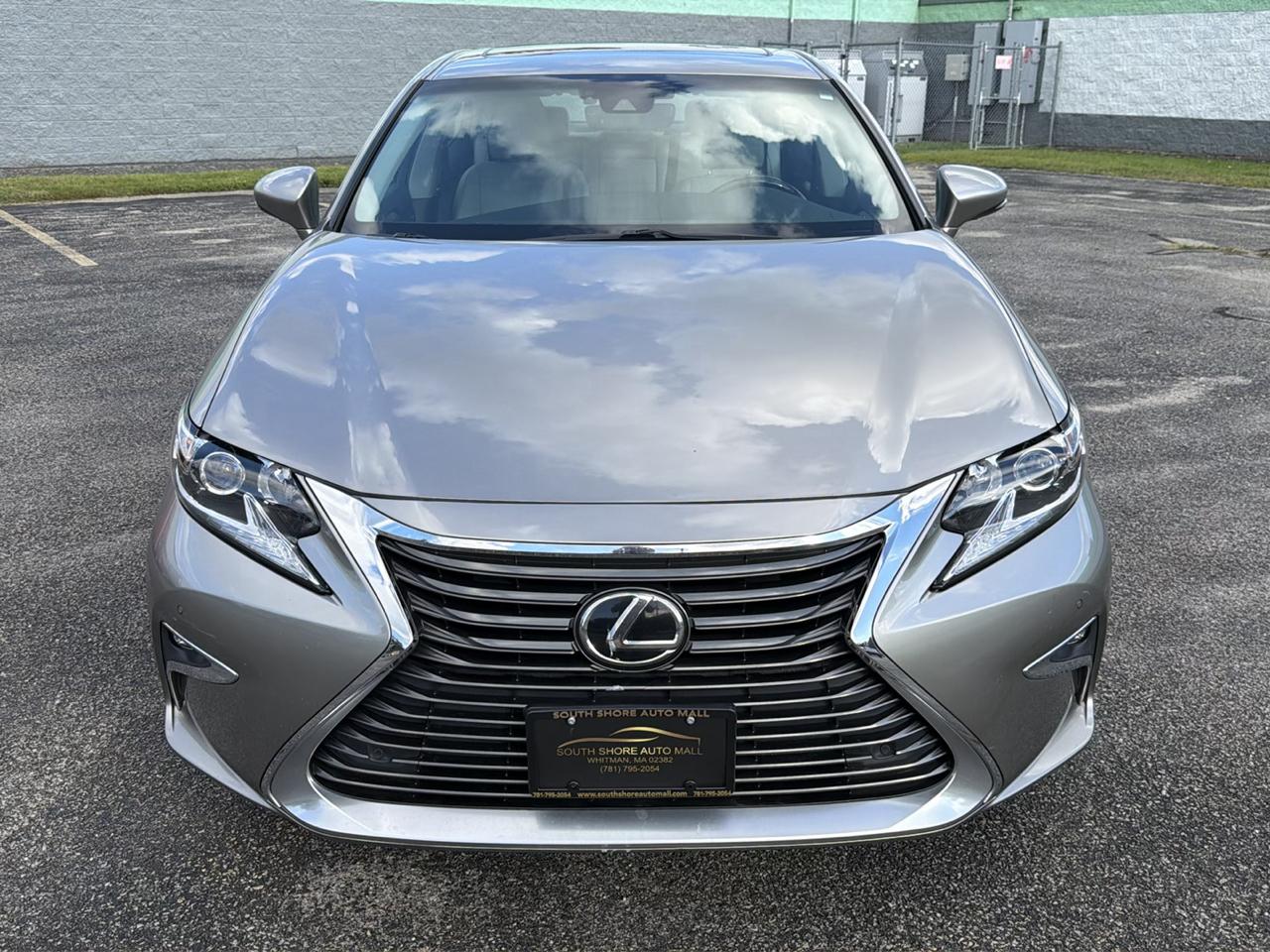 Lexus ES 350 Sedan 2017