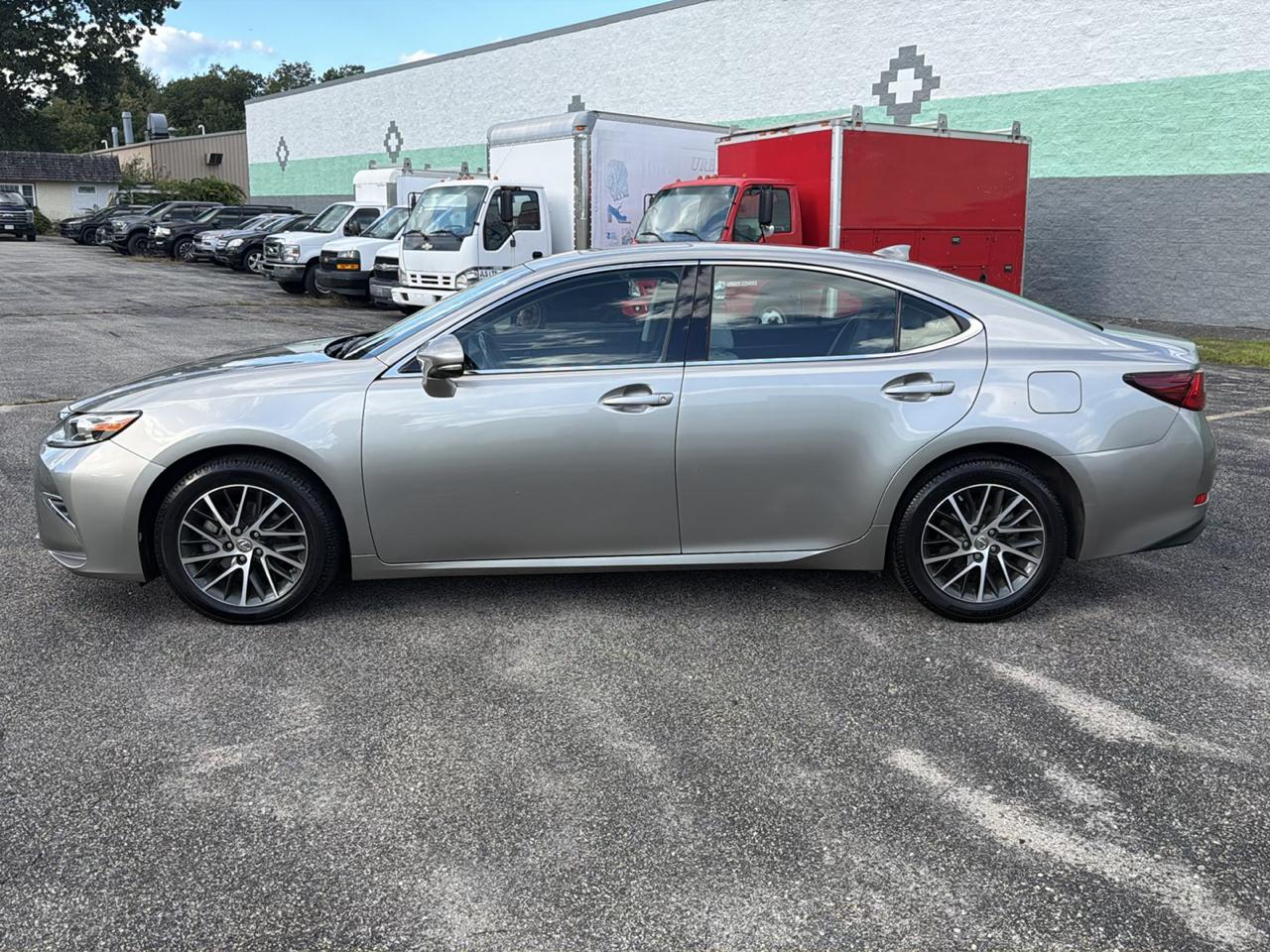 Lexus ES 350 Sedan 2017