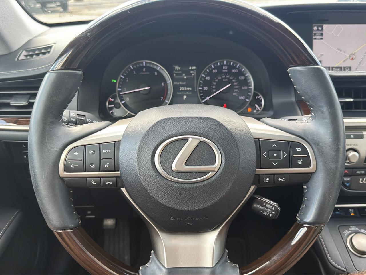 Lexus ES 350 Sedan 2017