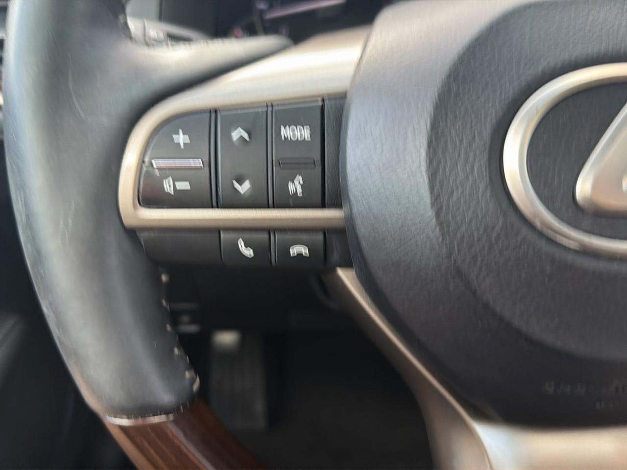 Lexus ES 350 Sedan 2017