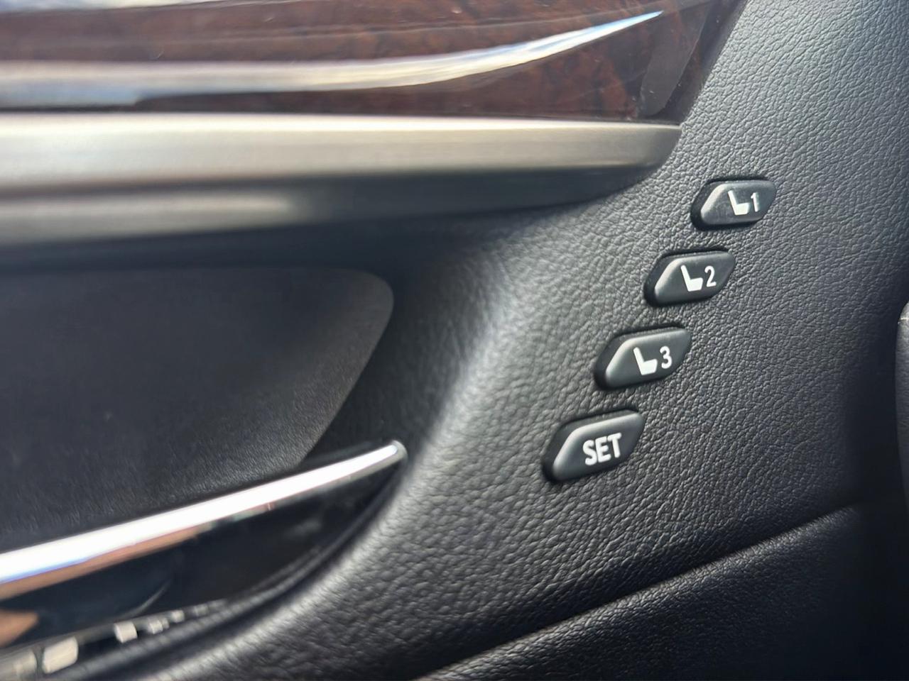 Lexus ES 350 Sedan 2017