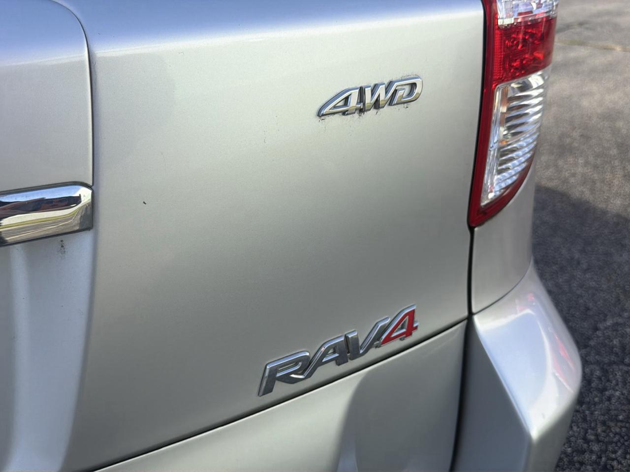 Toyota RAV4 Sport V6 4WD 2009