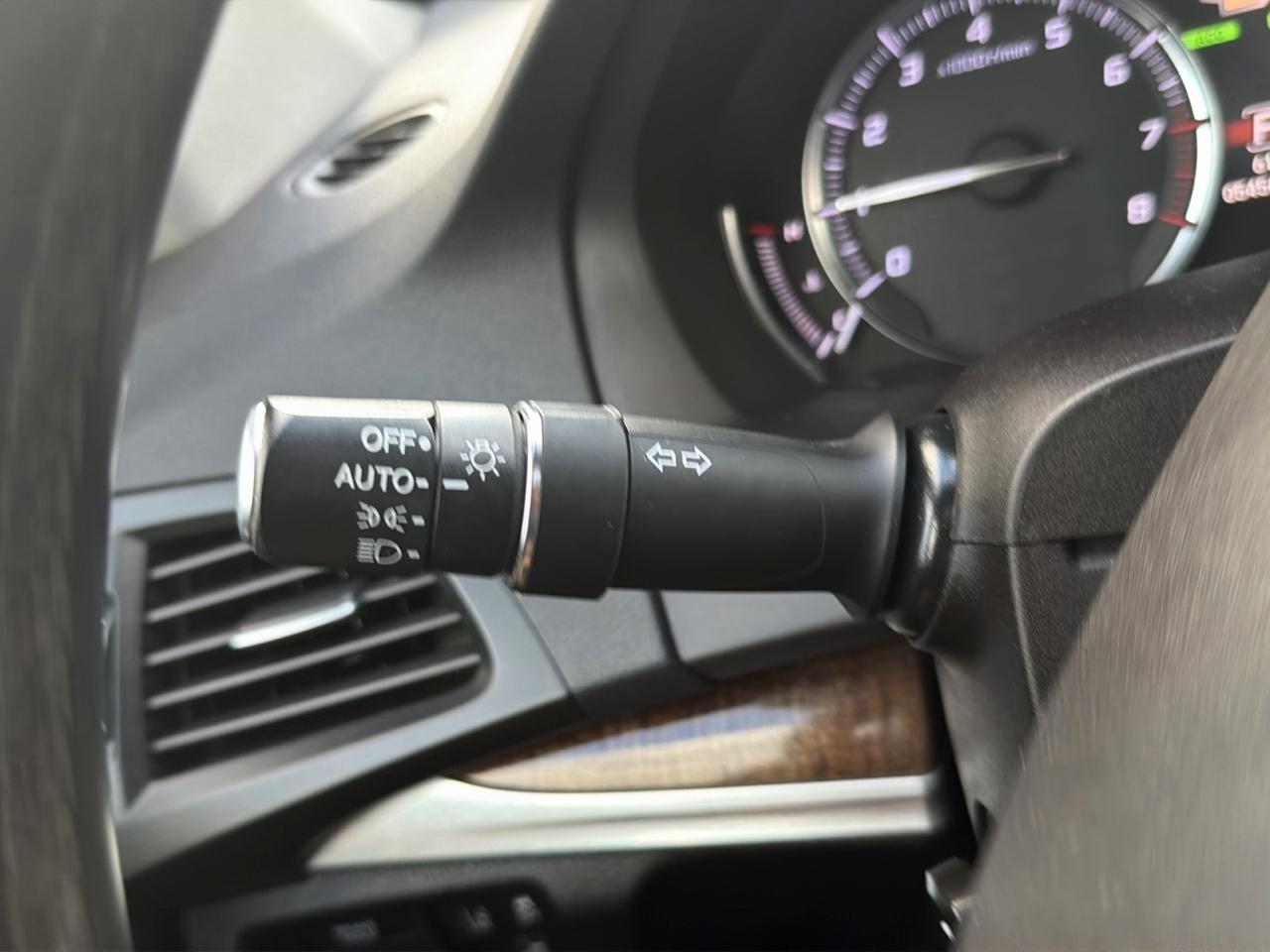 Acura MDX SH-AWD 9-Spd AT 2018
