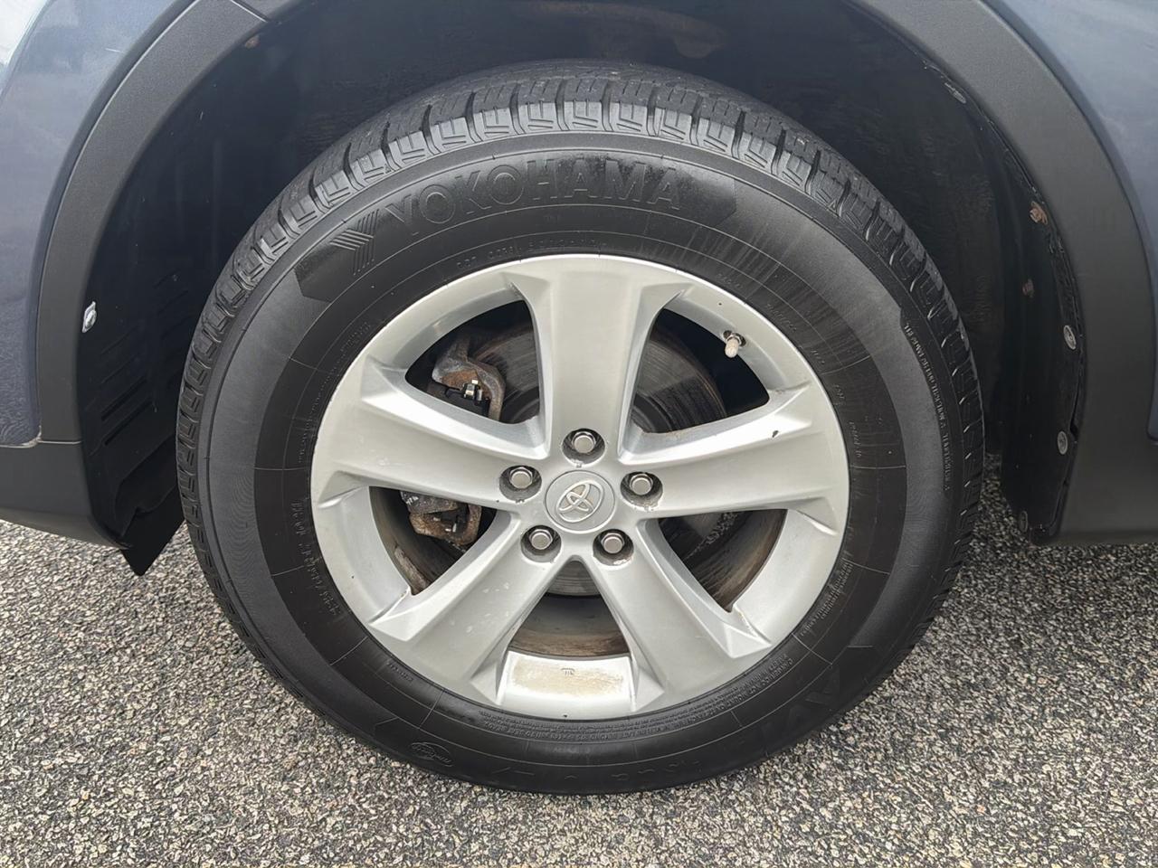 Toyota RAV4 XLE AWD 2013