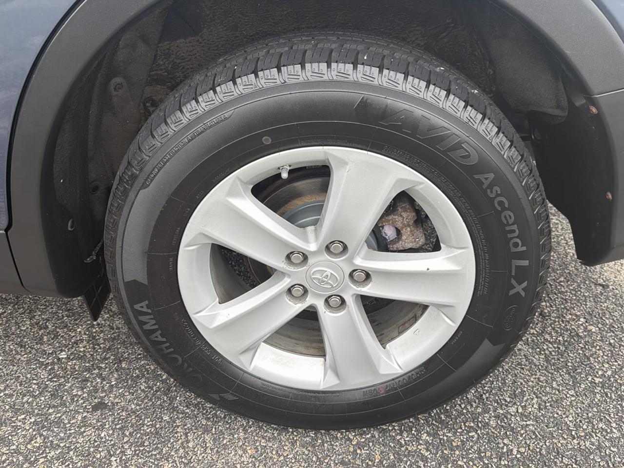 Toyota RAV4 XLE AWD 2013