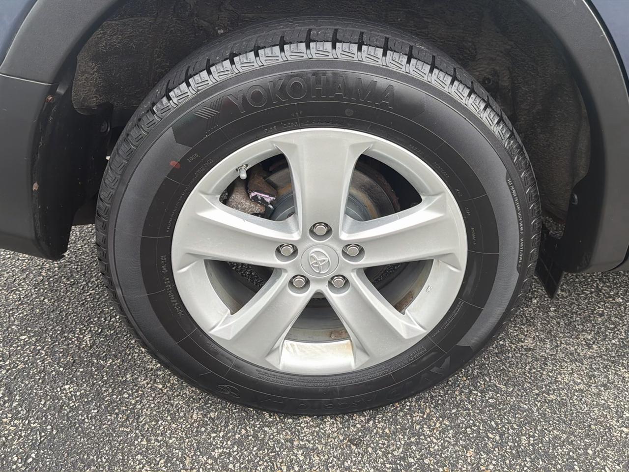 Toyota RAV4 XLE AWD 2013