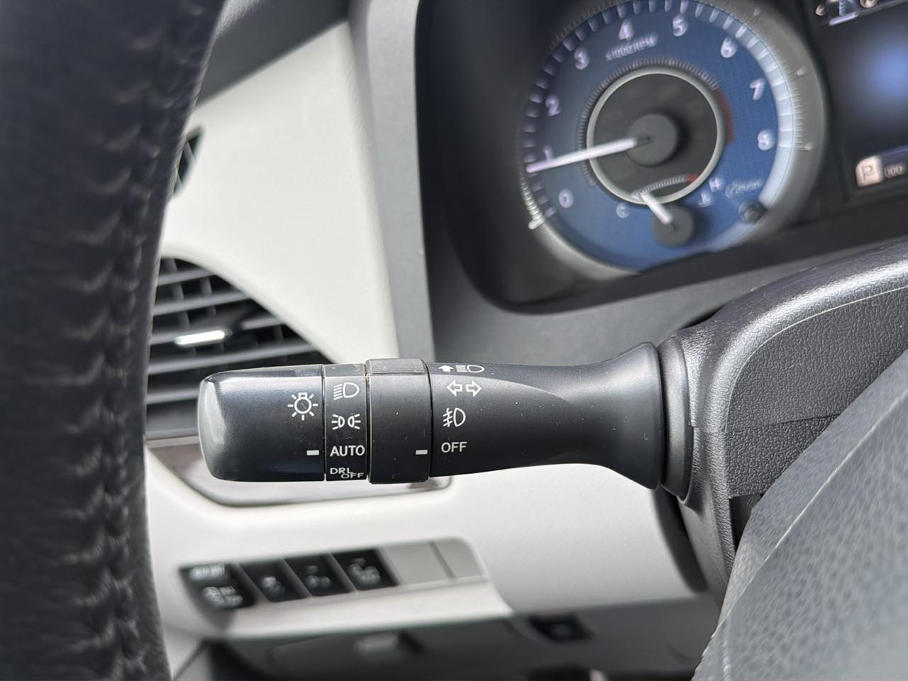 Toyota Sienna XLE 7-Passenger AWD 2015