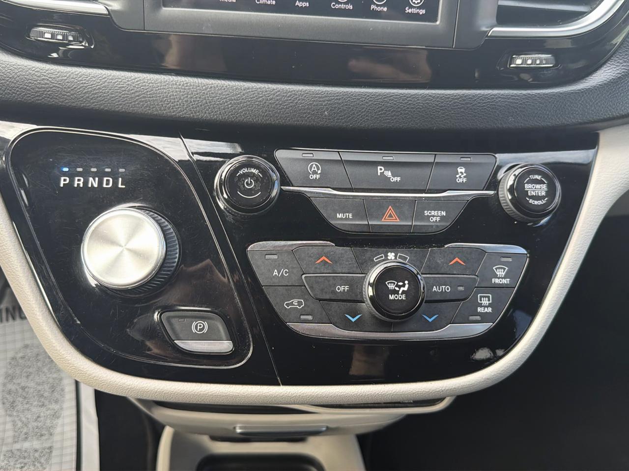 Chrysler Pacifica Touring-L 2019