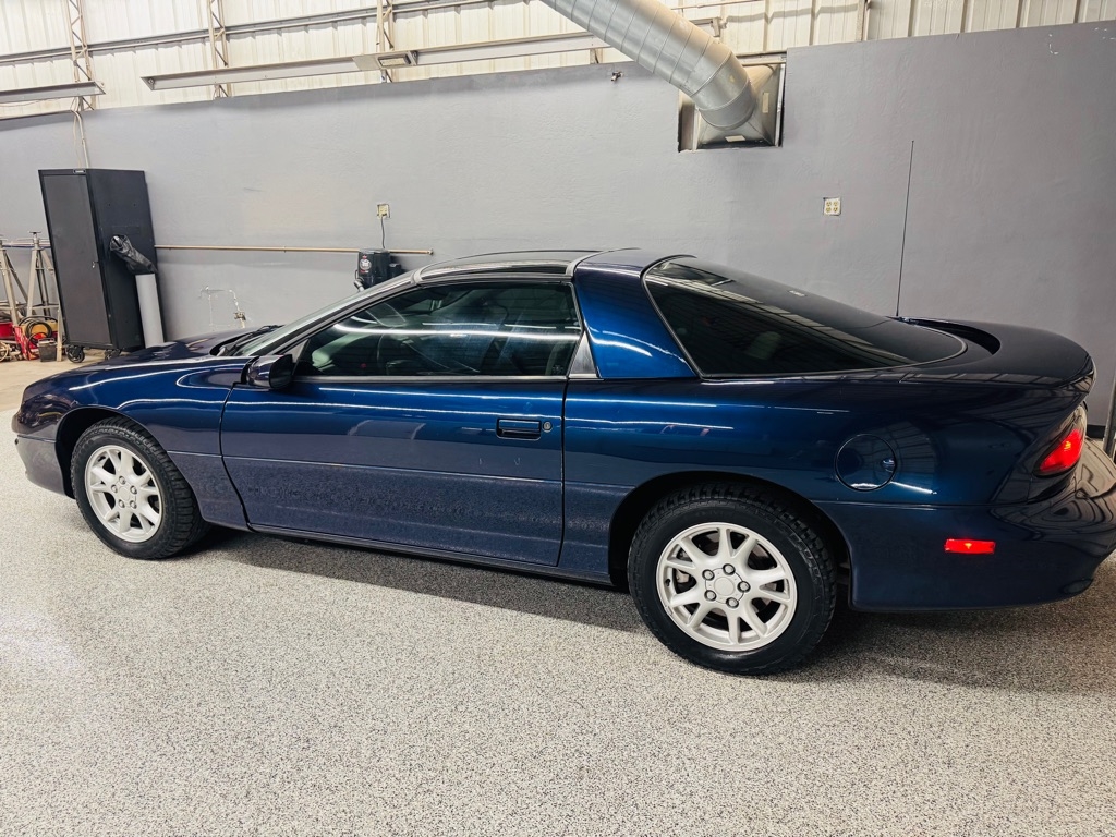 Chevrolet Camaro Base 2002