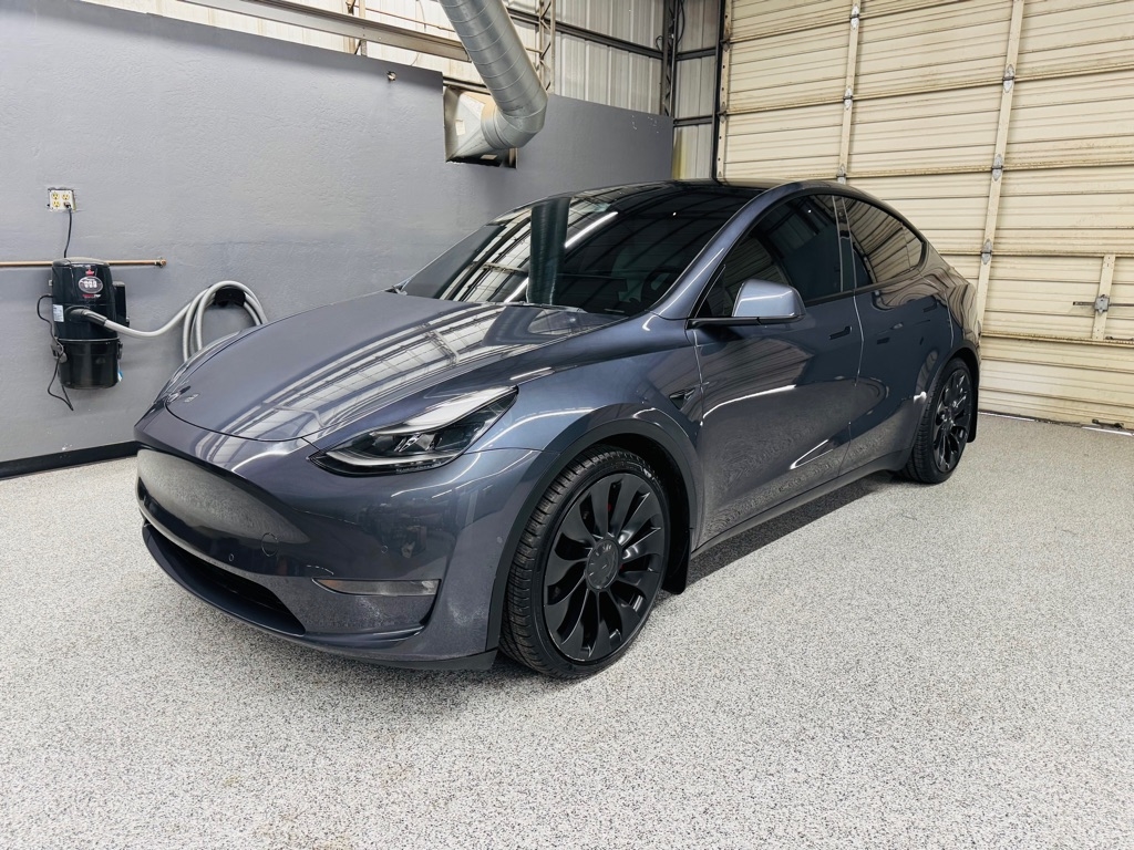 2022 Tesla Model Y Performance's photo