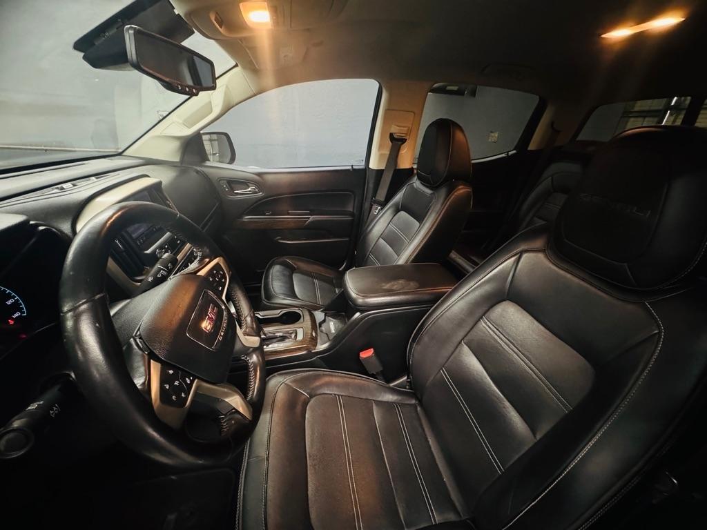 GMC Canyon photo 5
