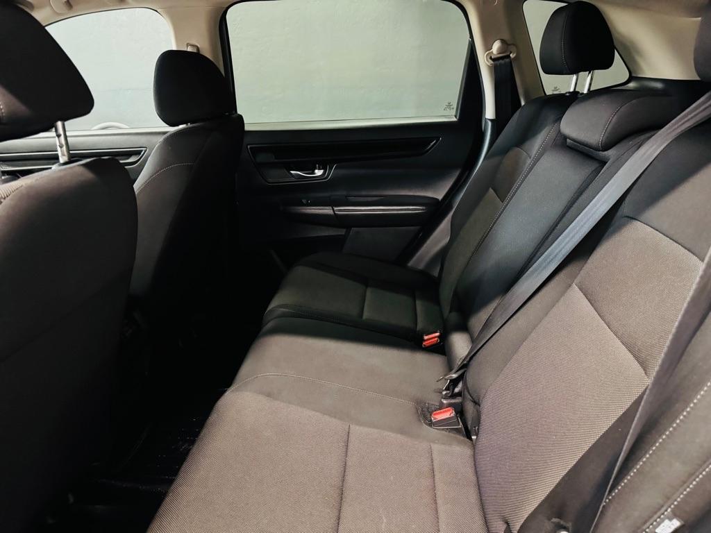 Honda CR-V photo 8