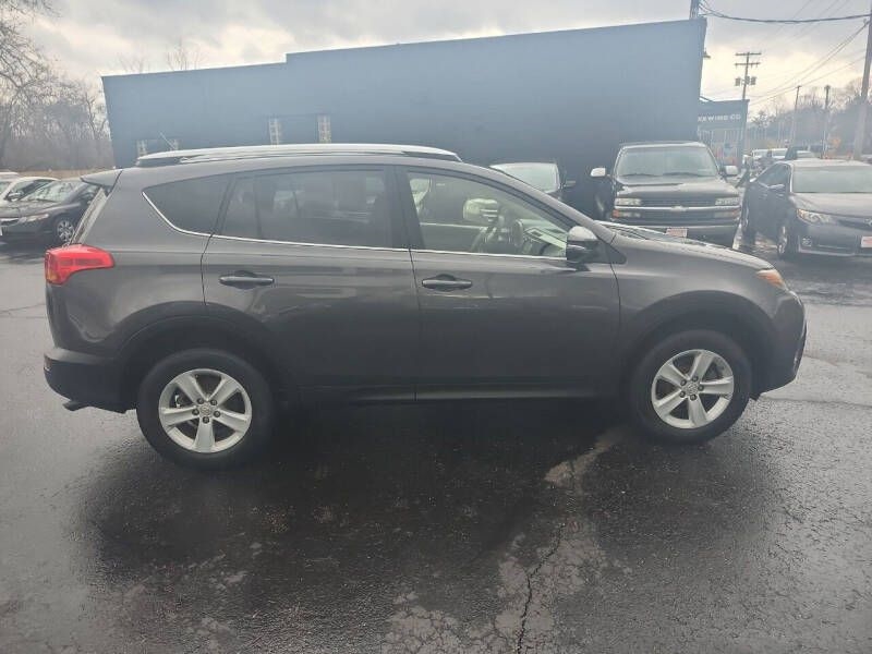 Toyota RAV4  2013 Toyota RAV4  2013