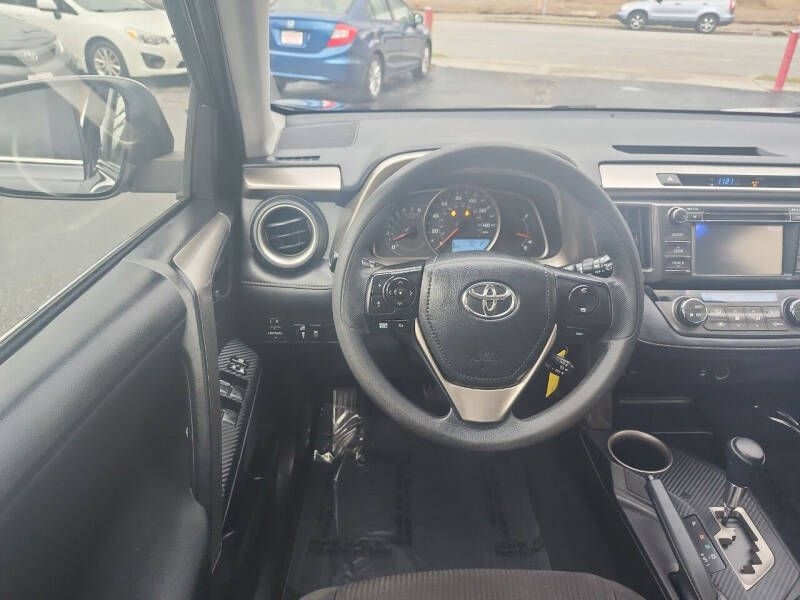 Toyota RAV4  2013 Toyota RAV4  2013