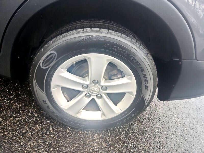 Toyota RAV4  2013 Toyota RAV4  2013