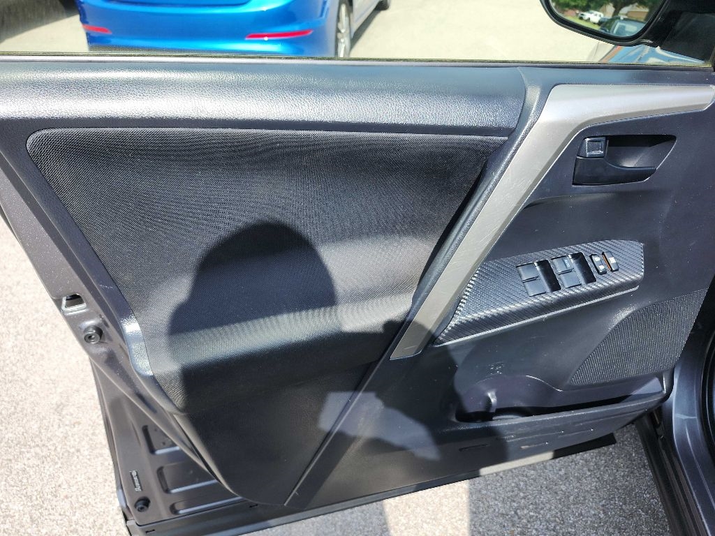 Toyota RAV4  2013 Toyota RAV4  2013