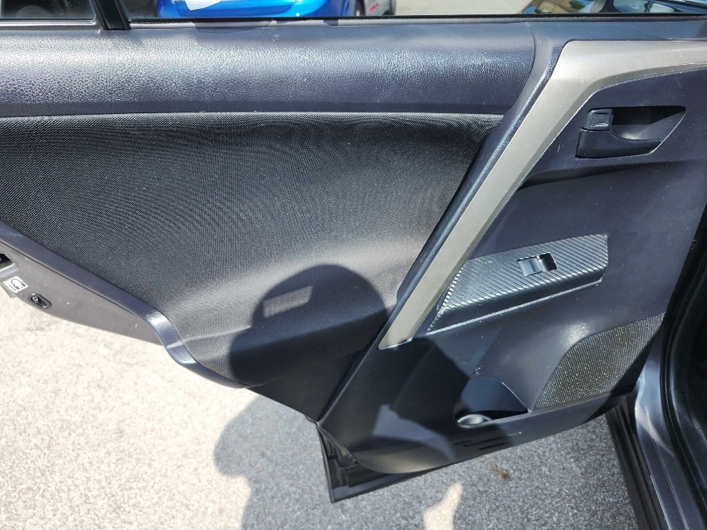 Toyota RAV4  2013 Toyota RAV4  2013