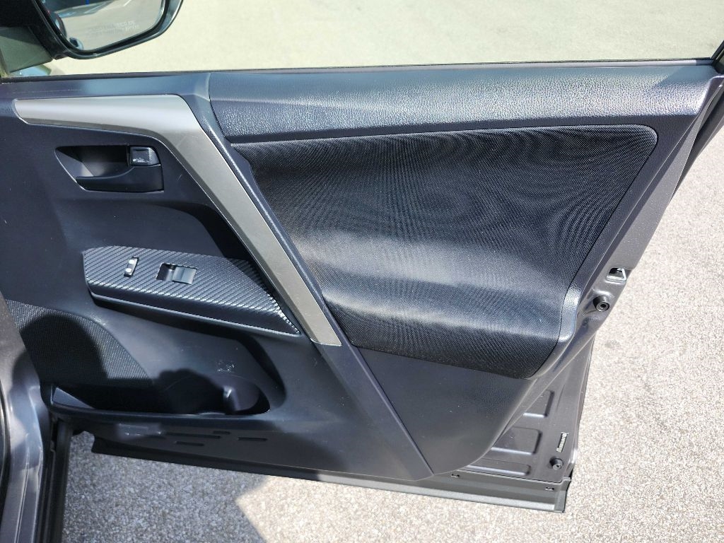 Toyota RAV4  2013 Toyota RAV4  2013