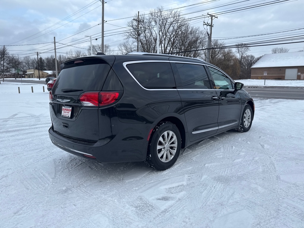 Chrysler Pacifica  2019