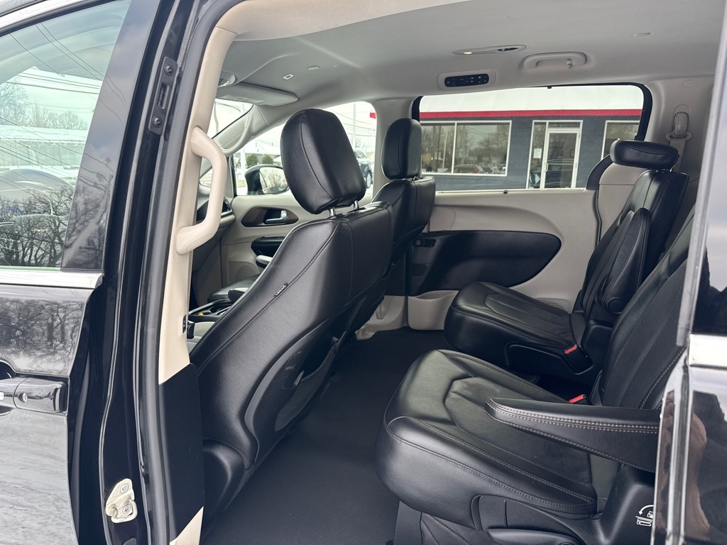 Chrysler Pacifica  2019