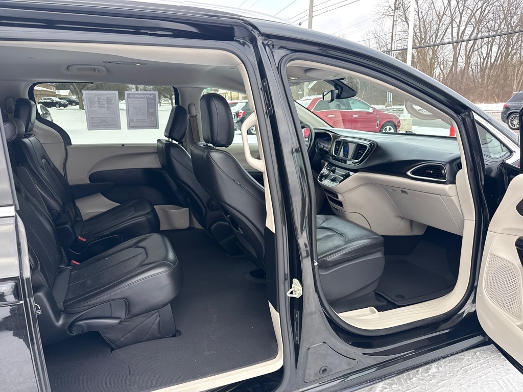 Chrysler Pacifica  2019