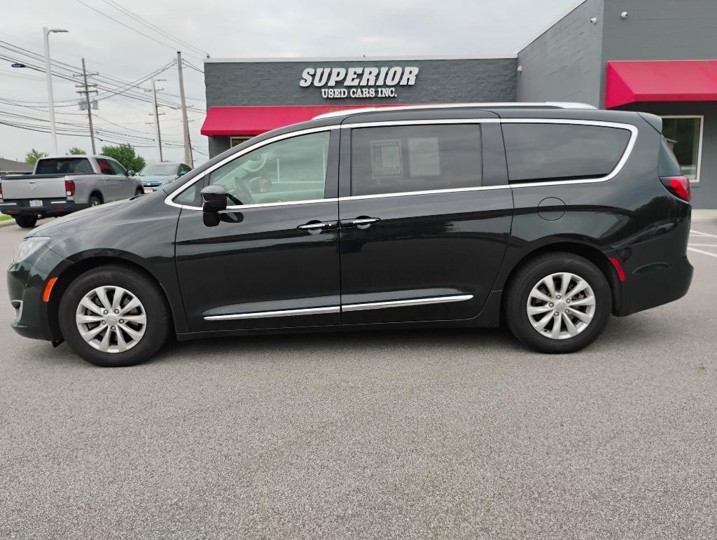 Chrysler Pacifica  2019