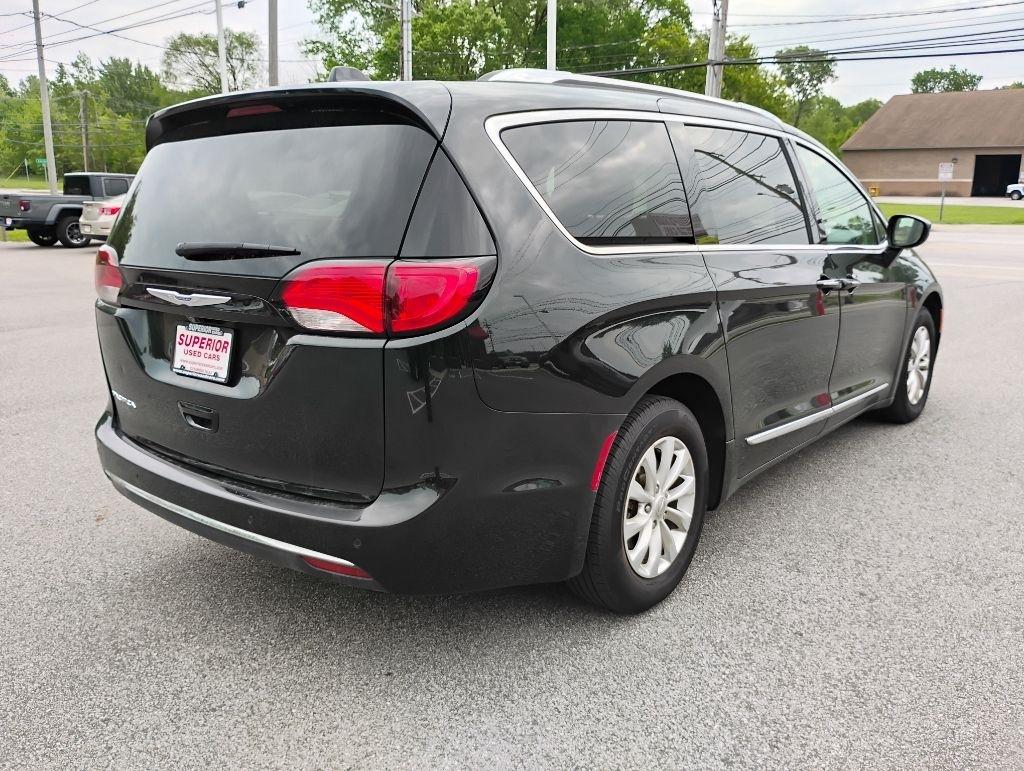 Chrysler Pacifica  2019
