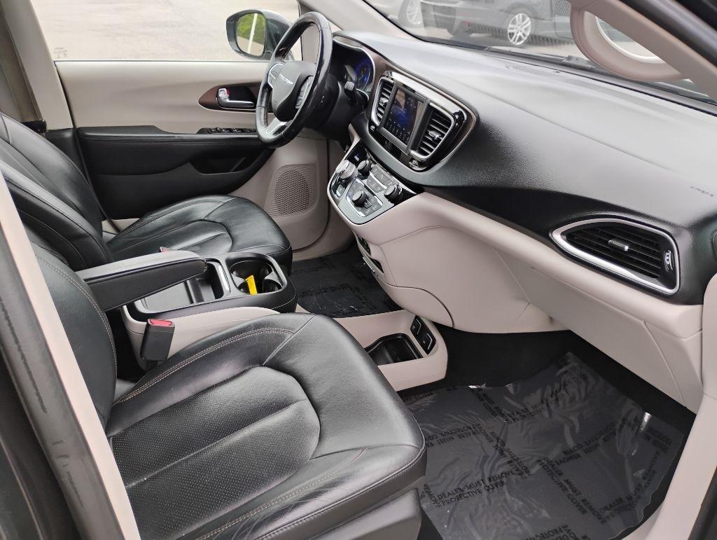 Chrysler Pacifica  2019