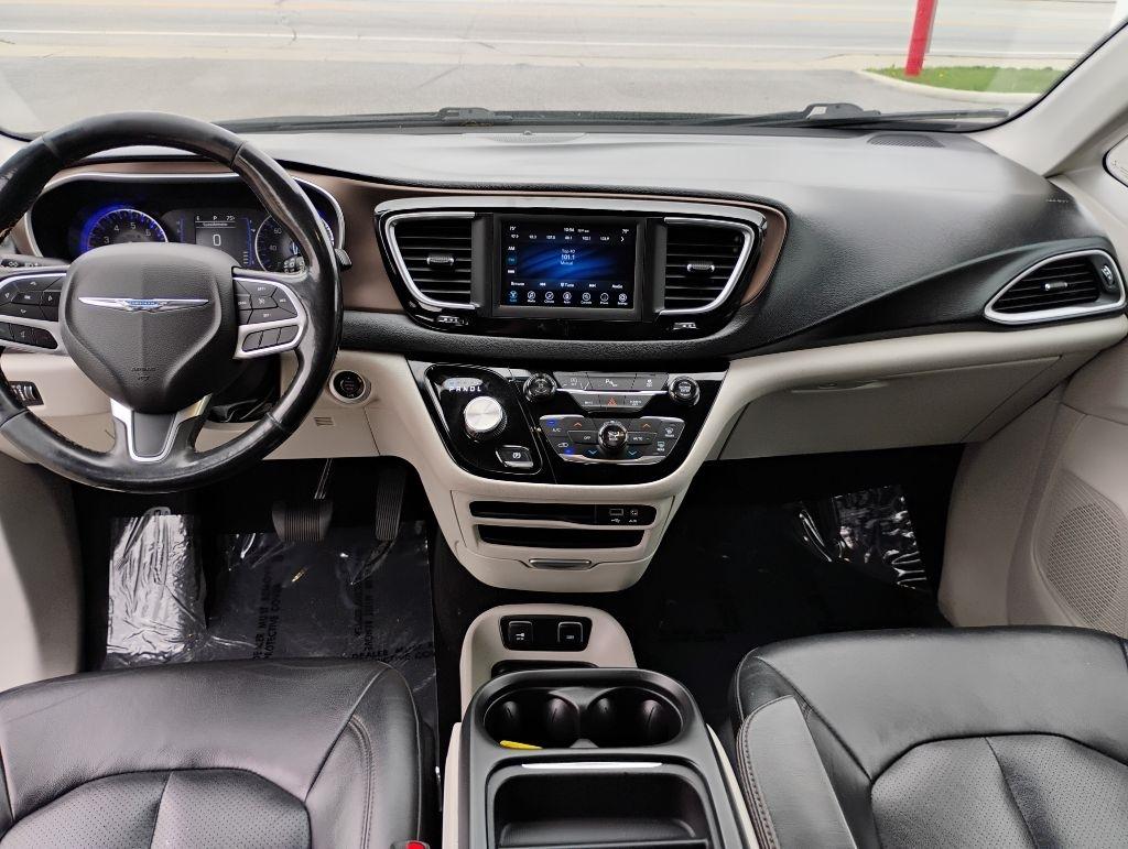 Chrysler Pacifica  2019