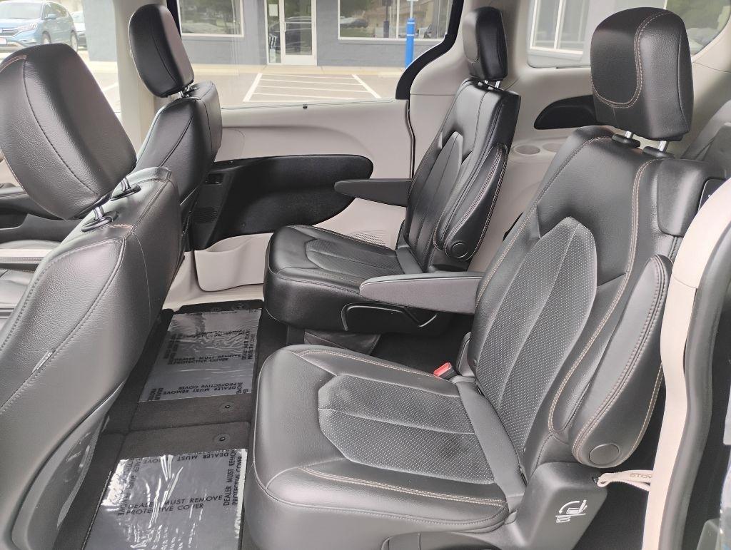 Chrysler Pacifica  2019