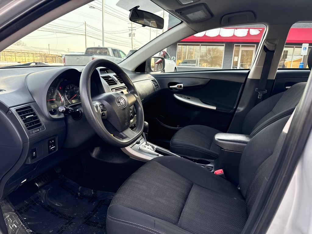 Toyota Corolla  2013