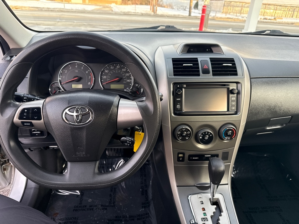 Toyota Corolla  2013