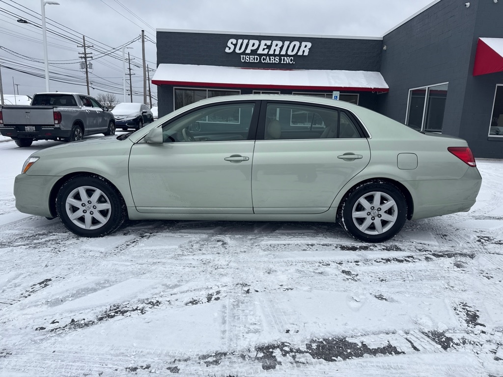 Toyota Avalon  2007