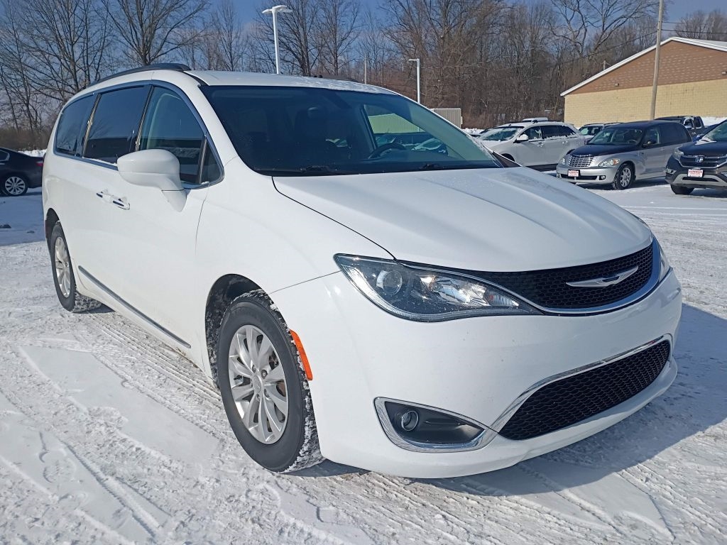 Chrysler Pacifica  2017