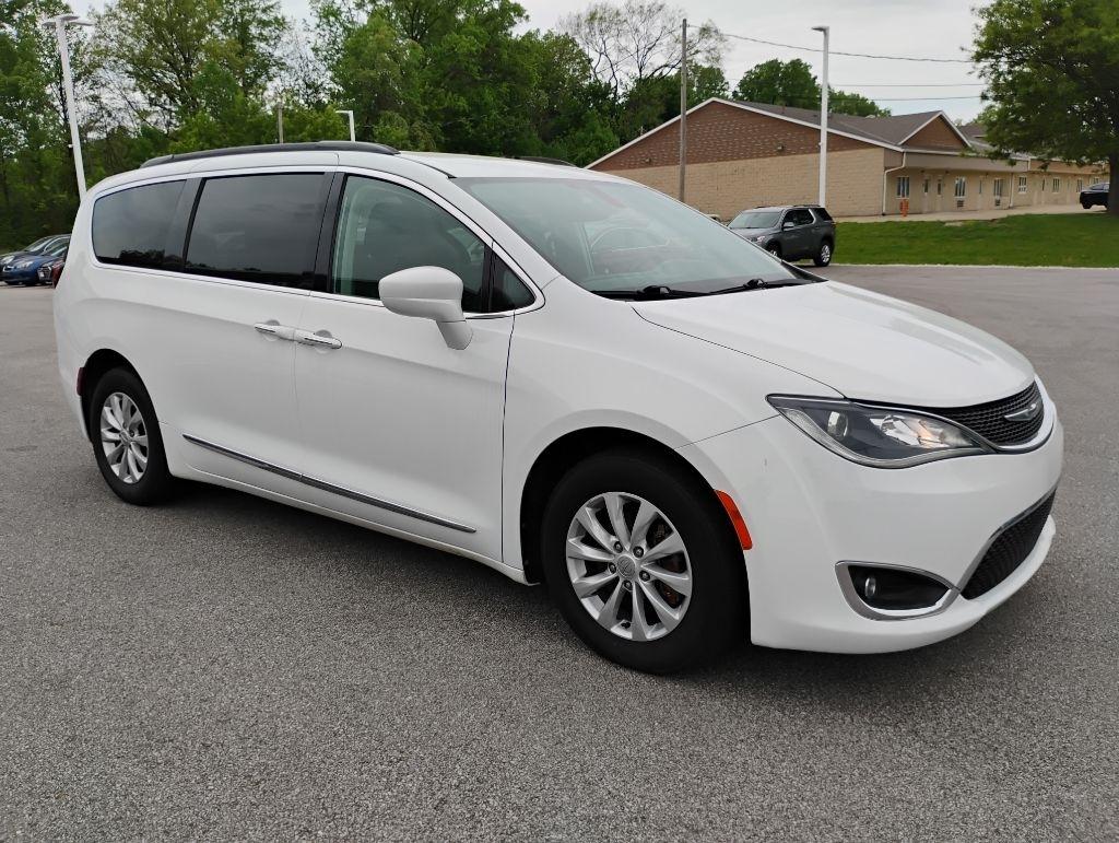 Chrysler Pacifica  2017