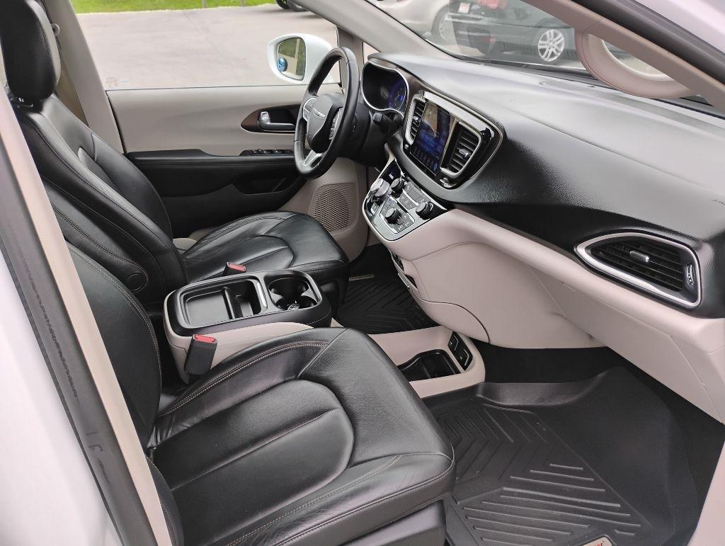 Chrysler Pacifica  2017
