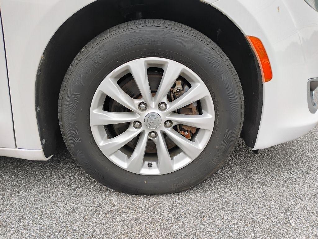 Chrysler Pacifica  2017