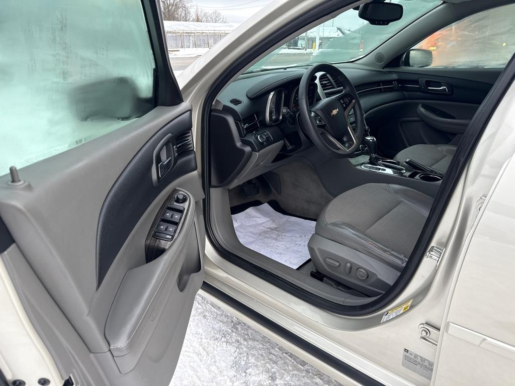 Chevrolet Malibu  2014